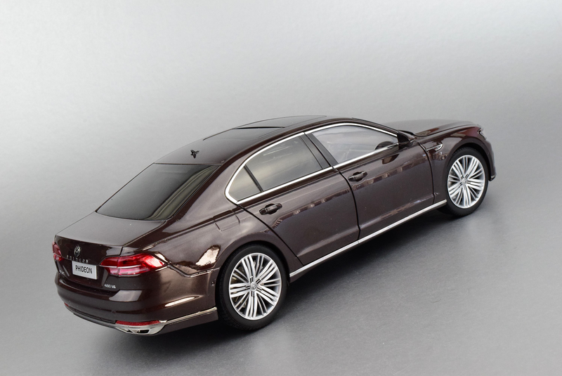 Illustration for article titled Teutonic Tuesday By Way of Shanghai: VW Phideon